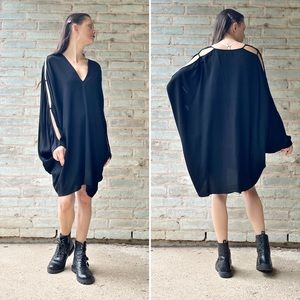 Ria Dunn Dress Lost & Found Black Tessuto Crepe Bat Wing Sack Cut Out Sleeves